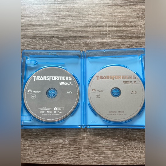 📀 3/$15 or 4/$20 📀 Transformers Bluray - Picture 3 of 3